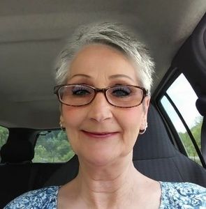 Meet your Posher, Maetta